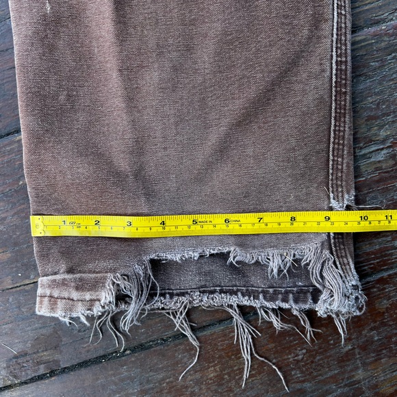 Vintage Distressed Carhartt Pants - Picture 13 of 13